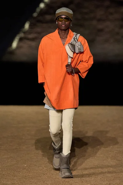 Look 52